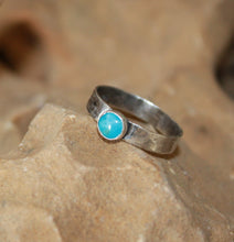 Load image into Gallery viewer, Sterling Silver Ring with Kingman Turquoise
